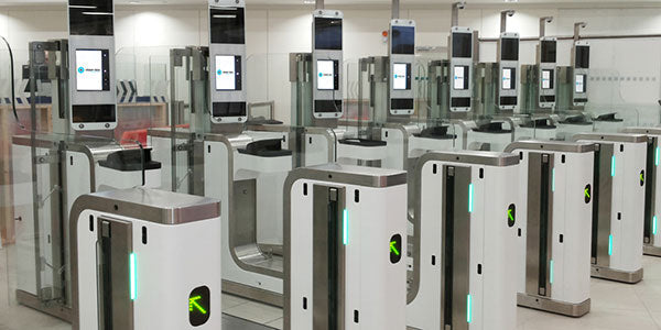 Border Control Madness: Why UK Travellers Still Can't Use EU E-Gates