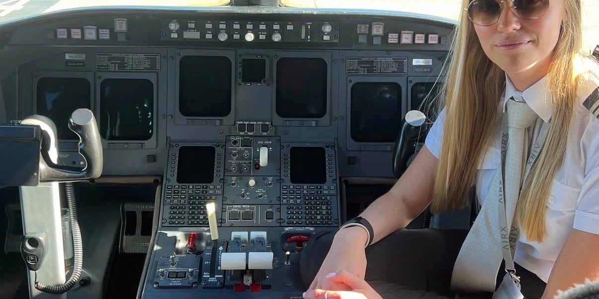 Pilot Honor Joins Jet Bean Coffee