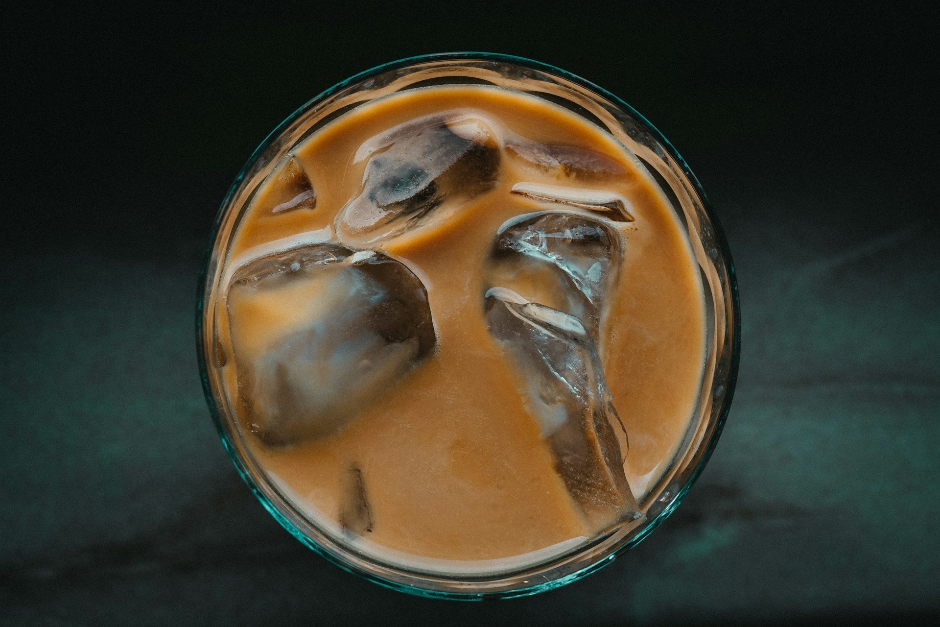 The Best Iced Caramel Macchiato Recipe